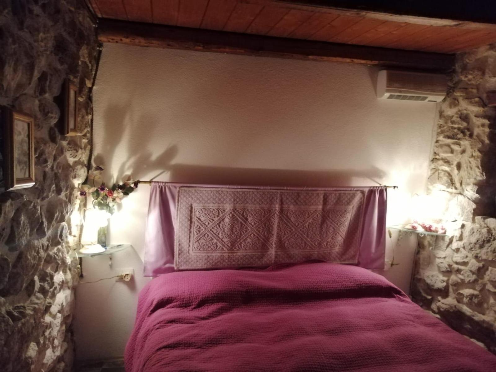 Vila Casa Di Pietra Usellus Exteriér fotografie